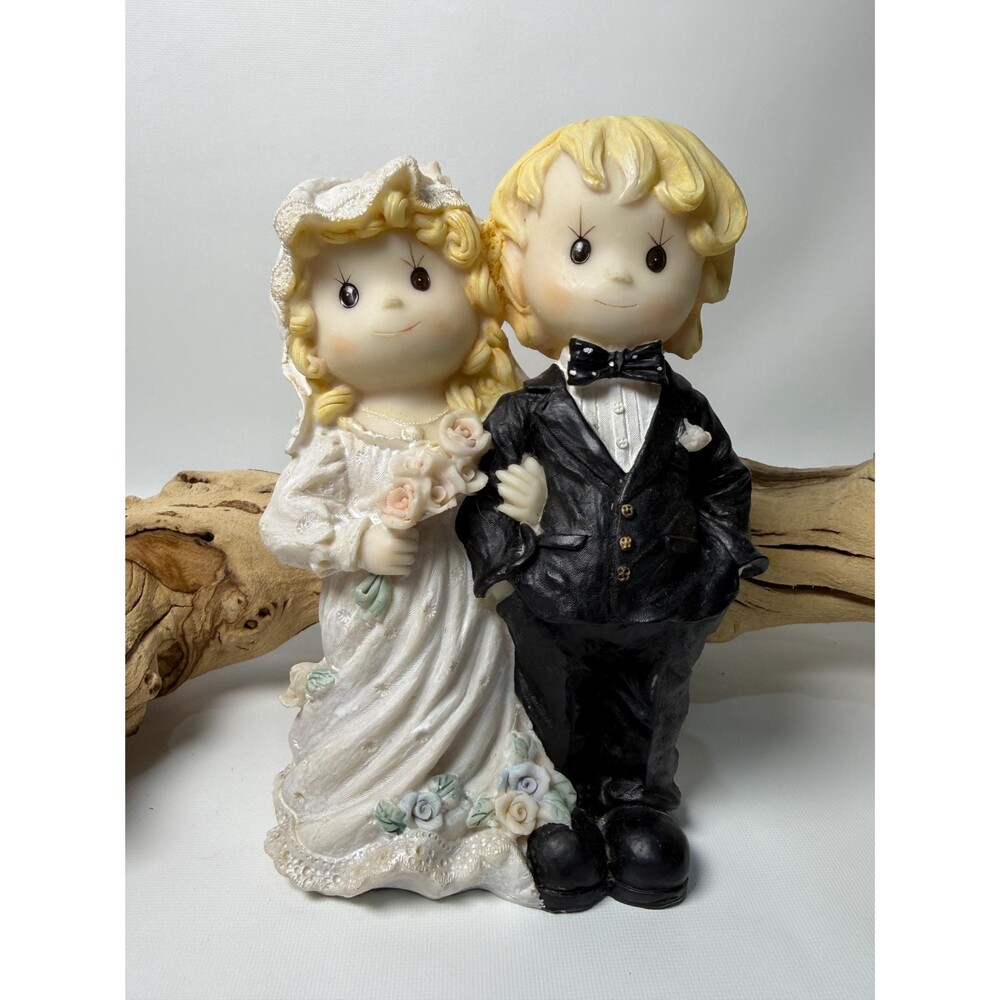Vintage Wedding Bride and Groom Figurine, 8 Inch Wedding Cake Topper,